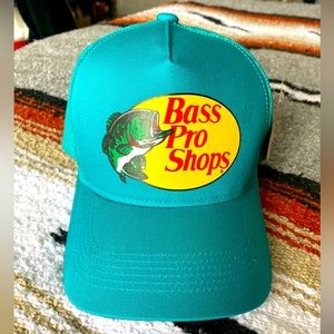 BASS PRO TRUCKER HAT